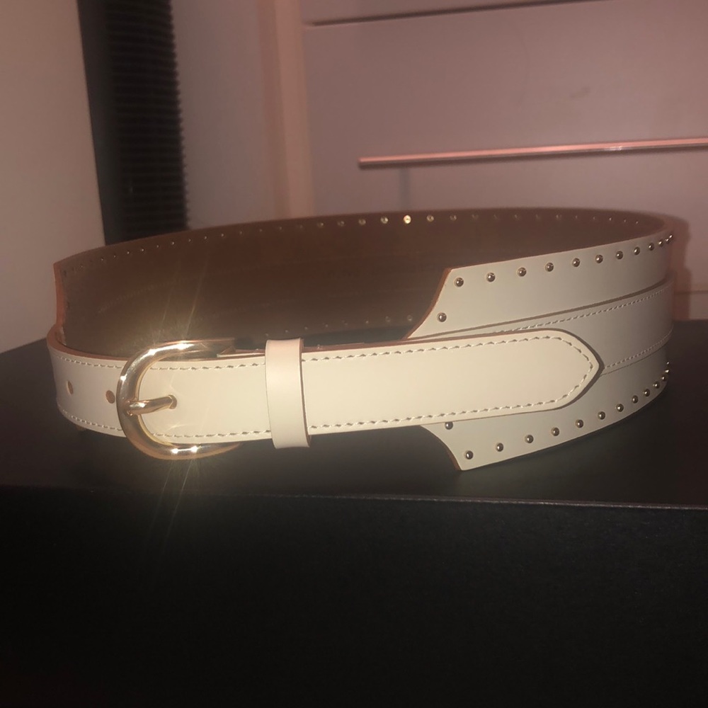 Wide belt